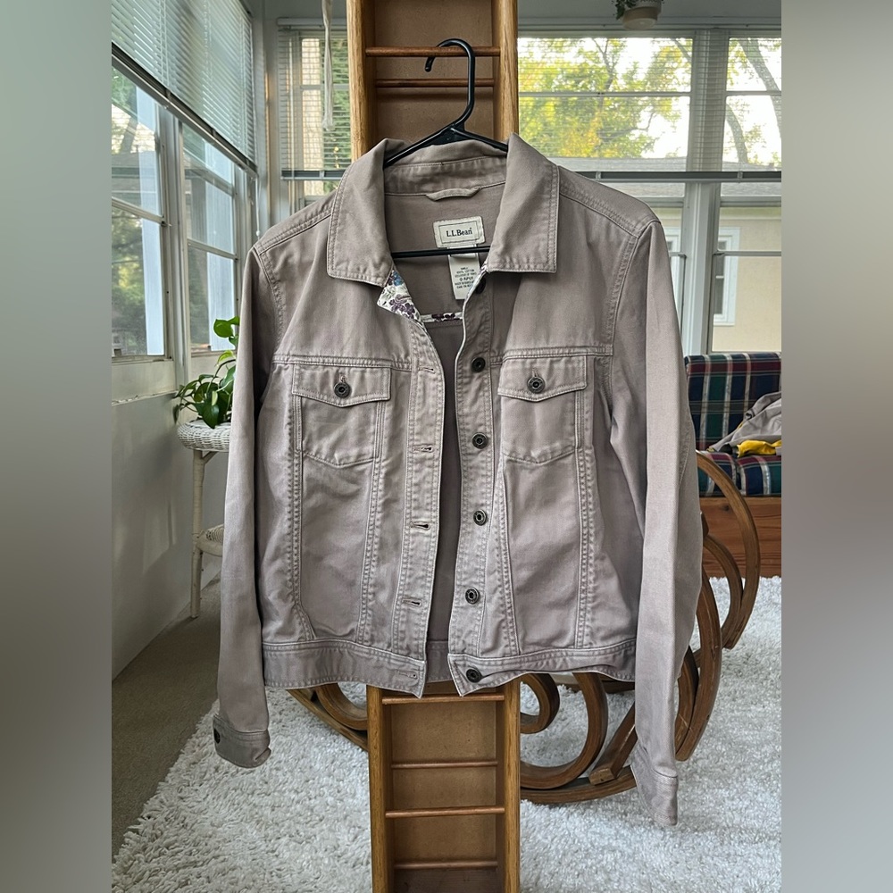 Women’s Taupe LL Bean Jacket - Picture 2 of 5